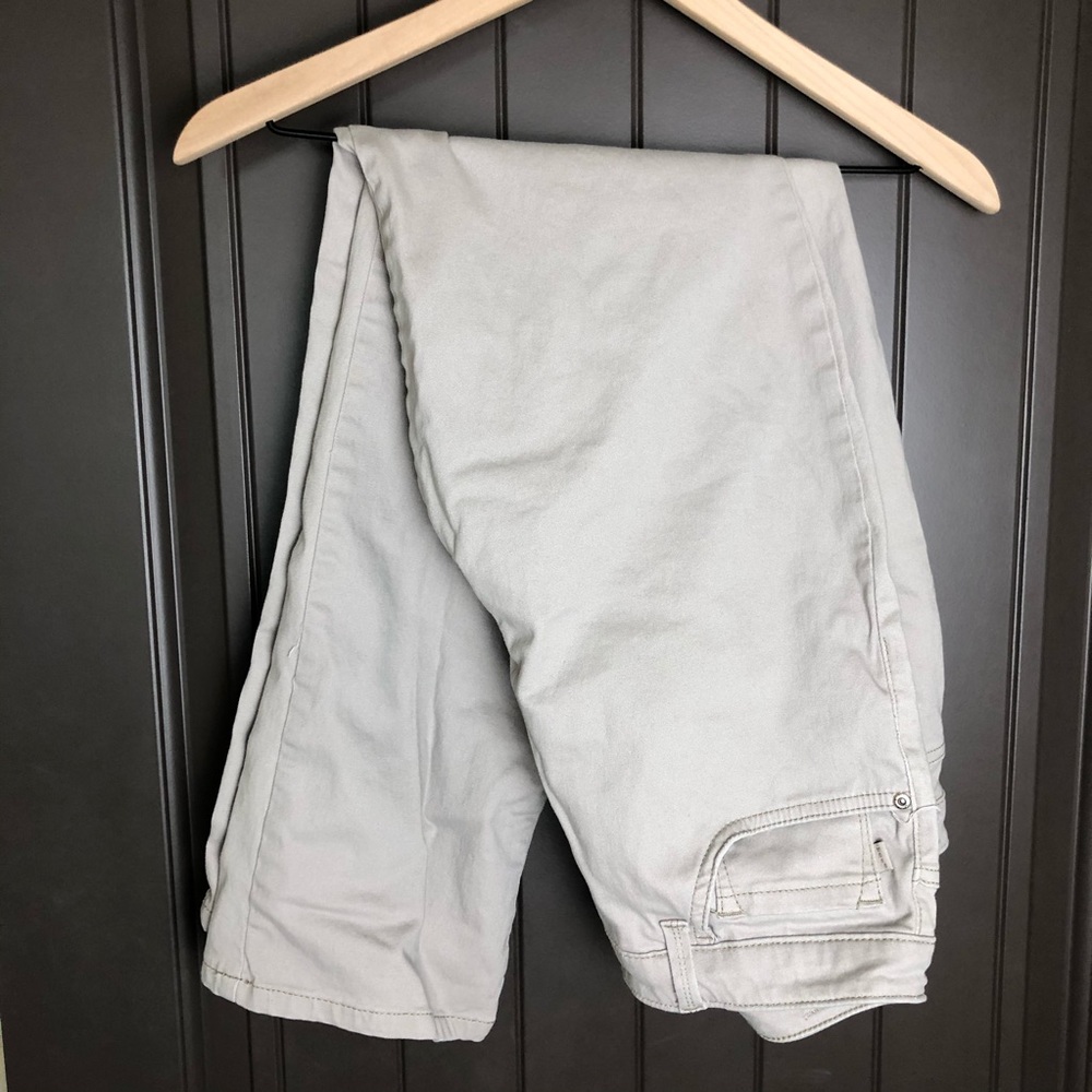 ☀️4/$25 Lee Khaki Pants